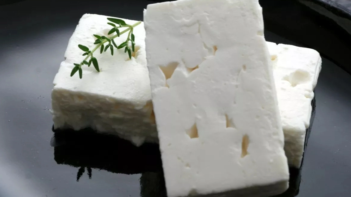 Τυρί «πολυτελείας» η ελληνική φέτα στη Γερμανία