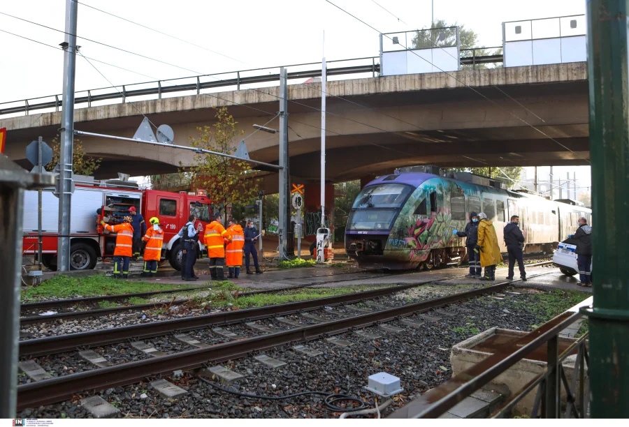  Χάος στα τρένα: Προαστιακός παραβίασε κόκκινο σηματοδότη